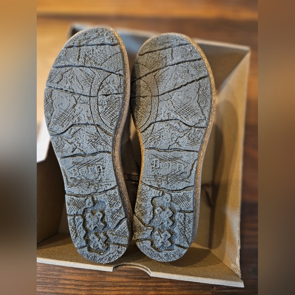 Born Women's Wynter Comfort Booties Women's Grey 37/6.5 - Picture 8 of 10